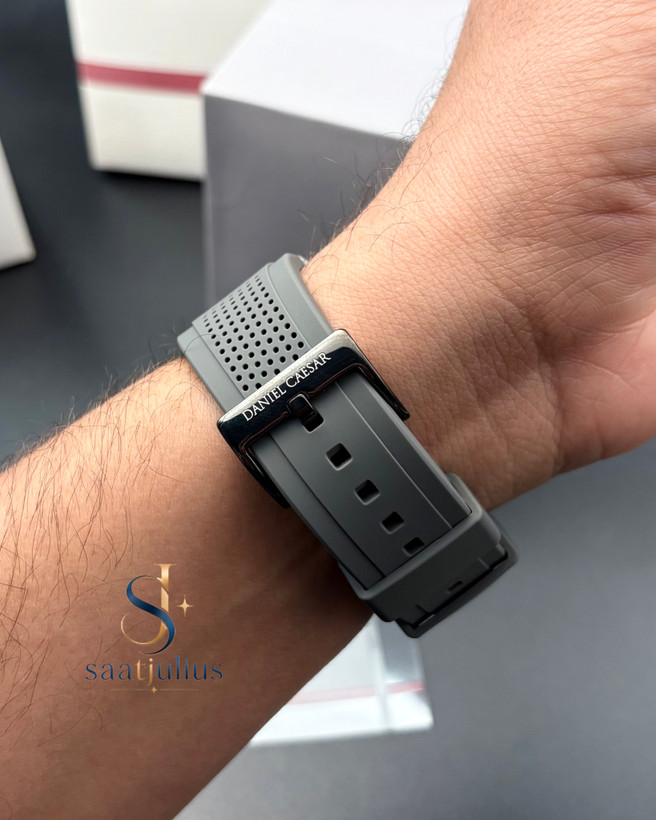 ساعت دنیل سزار مردانه سیلیکونی مدل DC1362G