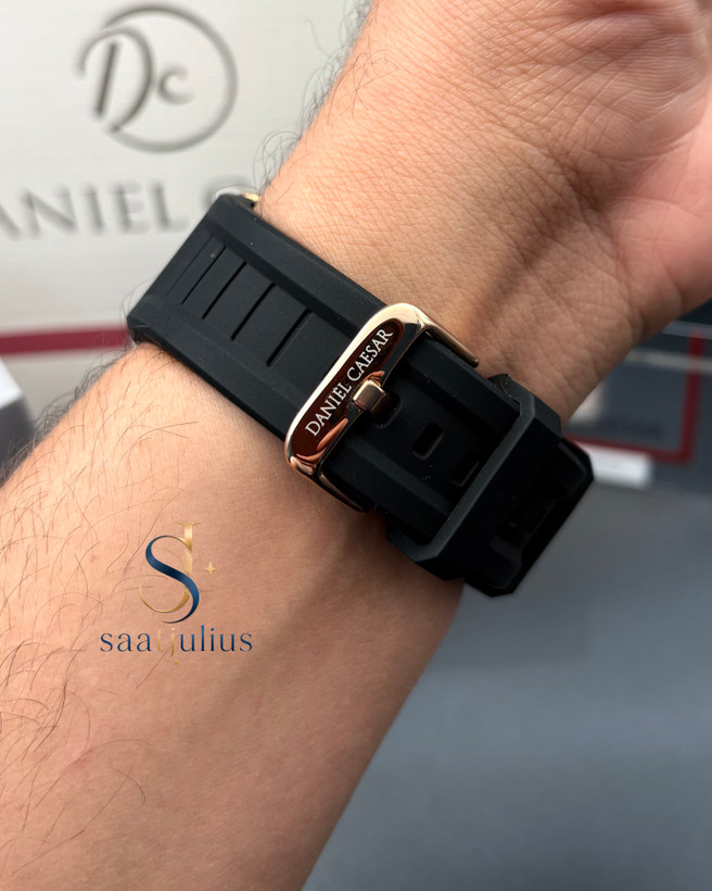 ساعت دنیل سزار مردانه سیلیکونی مدل DC1288G