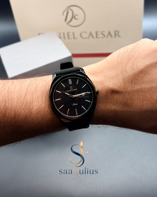 ساعت دنیل سزار مردانه سیلیکونی مدل DC1345G