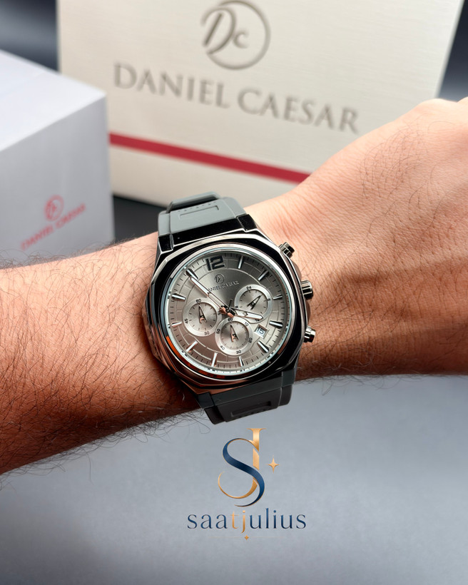 ساعت دنیل سزار مردانه سیلیکونی مدل DC1362G