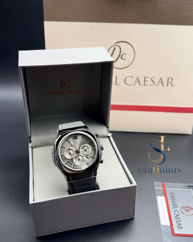 ساعت دنیل سزار مردانه سیلیکونی مدل DC1362G