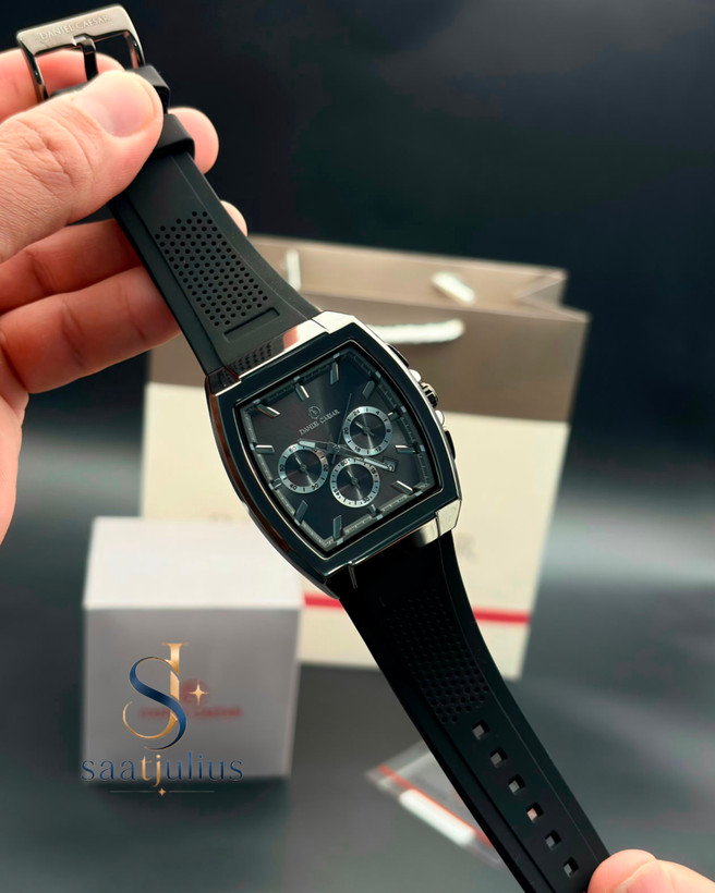 ساعت دنیل سزار مردانه سیلیکونی مدل DC1369G